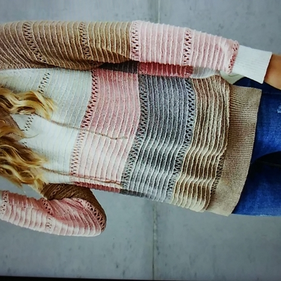 NWT. Block neutral tone sweater. Boutique item. - Picture 4 of 5